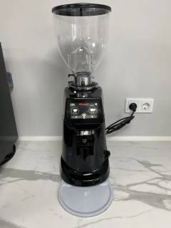 Кофемолка Fiorenzato F83