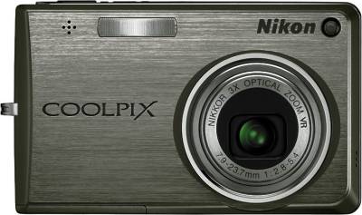 Фотоаппарат Nikon CoolPix S700 VAA951E1