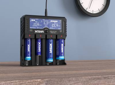 Зарядка Xtar 4379