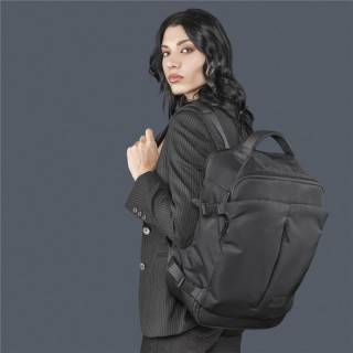 Сумки, чехлы, футляры Tucano BKTUGP-M-BK