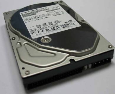 Внутренний HDD/SSD Hitachi Deskstar P7K500 HDP725025GLAT80 / 0A35390